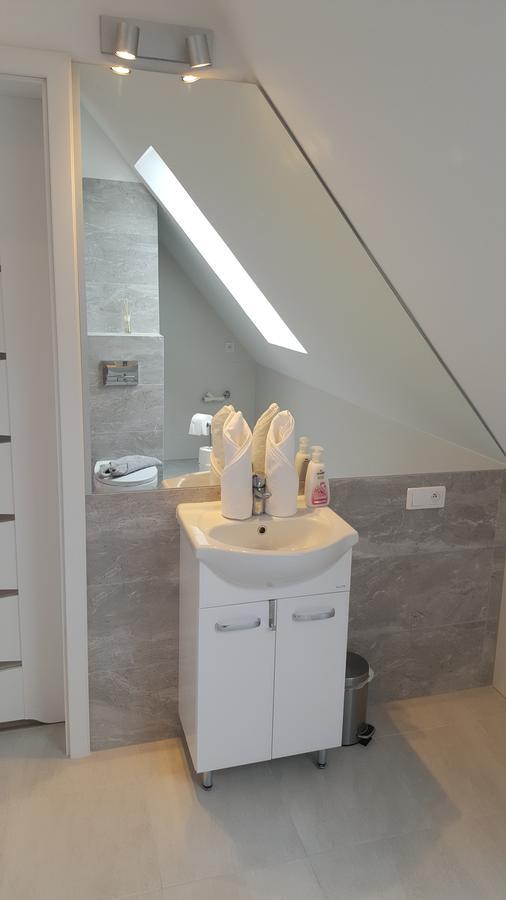 Apartamenty Marina By Manage Rent أوستكا المظهر الخارجي الصورة